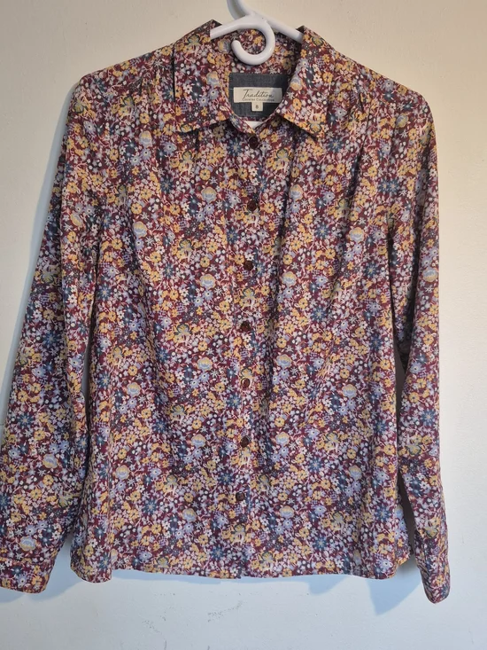 Vintage Floral Button-Up Blouse Size 8 | Cottagecore Burgundy Multi-Color Shirt - Picture 2 of 10
